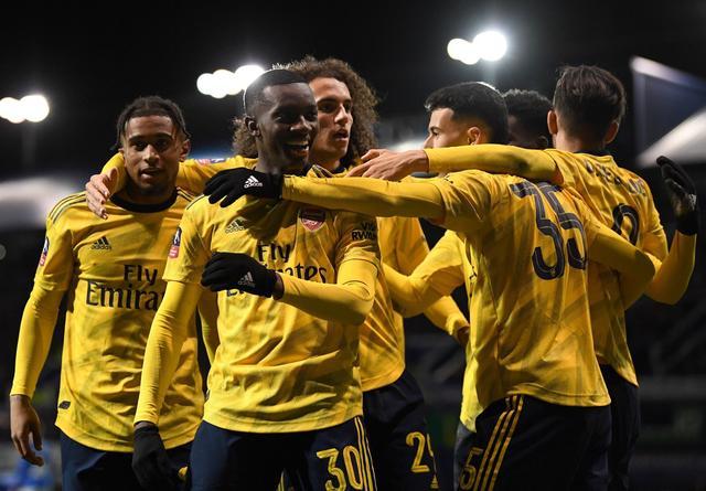 詹姆斯新星突破纪录表现惊艳，阿森纳未来可期！的简单介绍-JIUYOUHUI